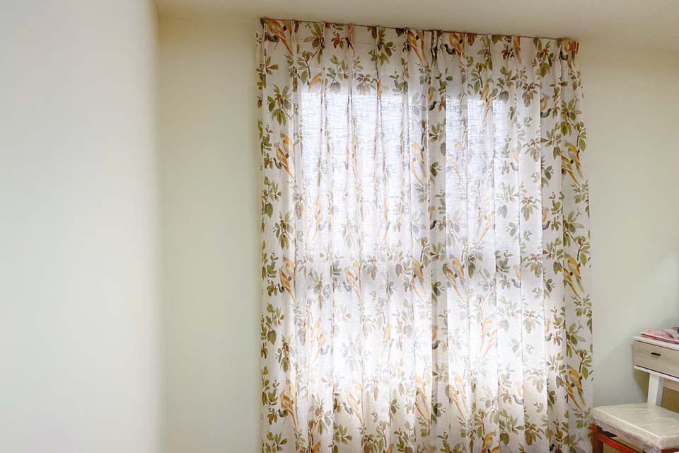 【台中西區】鄉村風緹花布窗簾訂做，通透中帶點微光